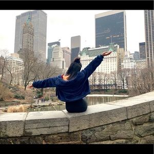 Meet your Posher, Liz